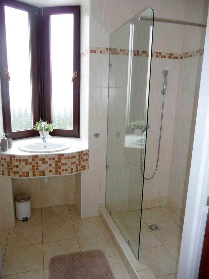 Ubytovanie City Apartman Trencianske Teplice Bagian luar foto